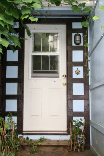 Elegance of small and quite well ornamented Secret Garden is complemented by the simplicity of the design and planting.